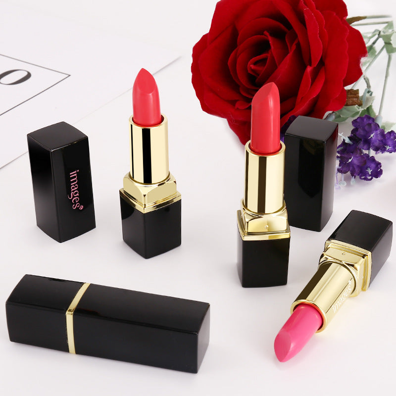 Gloss et Rouge à Lèvres Hydratant – Pour un Sourire Lumineux | 100% Naturel